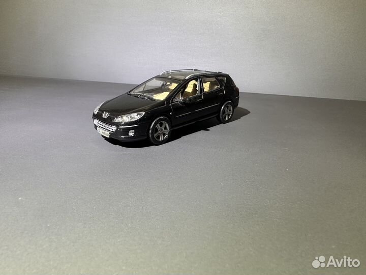 Peugeot 407 sw norev 1:43