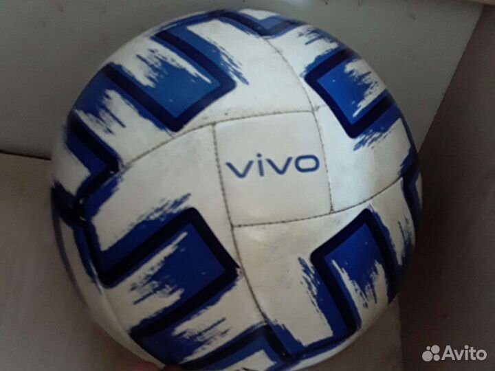 Футбольный мяч adidas Euro