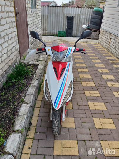 Скутер в отлично состоянии