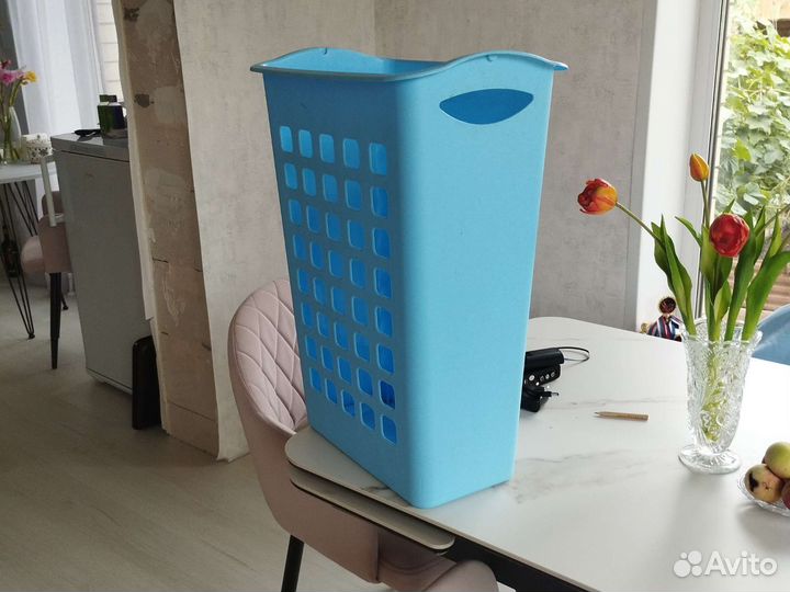 Корзина для белья с крышкой