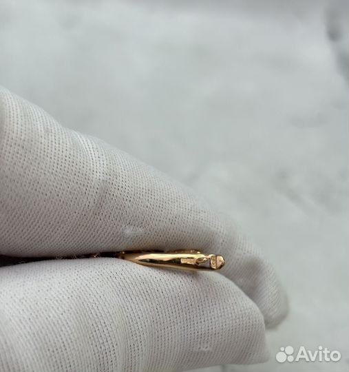 Золотые серьги