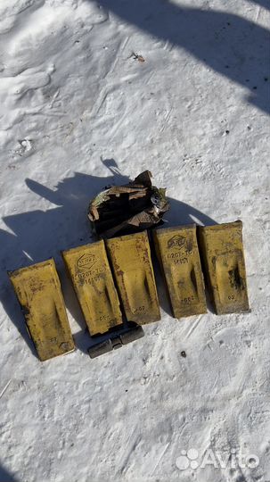 Коронка экскаватора kamatsy pc 300