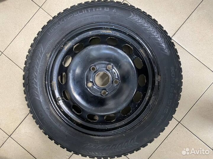 Колеса Skoda Nokian Hakkapeliitta 8 205/55 R16 зим