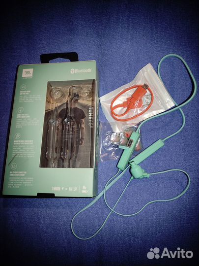 Беспроводные наушники JBL Harman Tune 115 BT