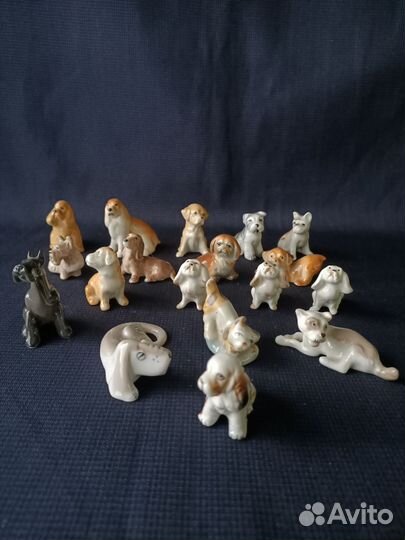 Фарфоровые миниатюрные собачки