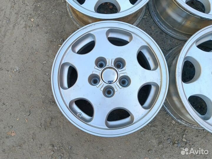 Диски литые R15 5x114.3 et45 d66.1 6.5j Nissan ори