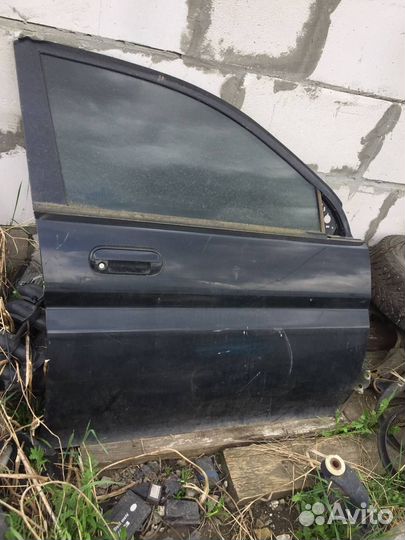Дверь передняя правая honda hrw