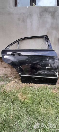 Двери правые на Mercedes E212