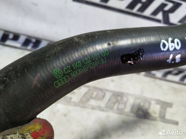 Патрубок радиатора Volkswagen Passat B6 1.8 BZB