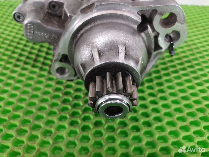 Стартер Audi Q3 8U