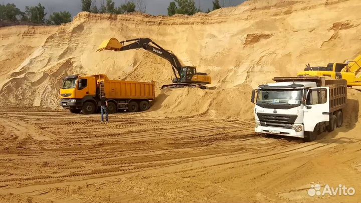 Песок карьерный строительный сеянный намывной