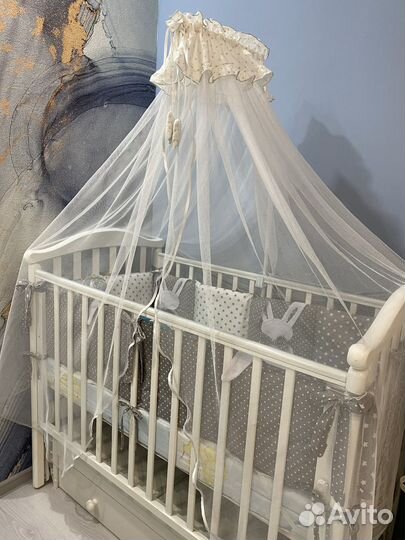 Балдахин и держатель для балдахина