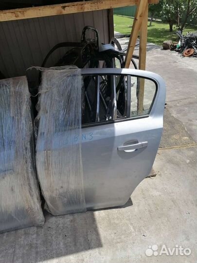 Дверь опель корса д Opel corsa d передняя задняя