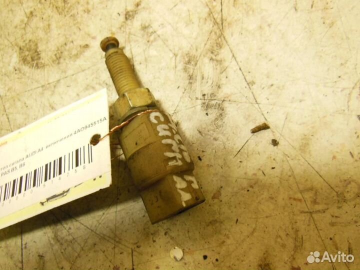 Датчик включения заднего хода Audi A4/RS4