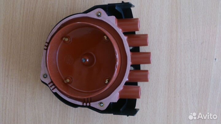 Крышка распределителя зажигания BMW 12111734109