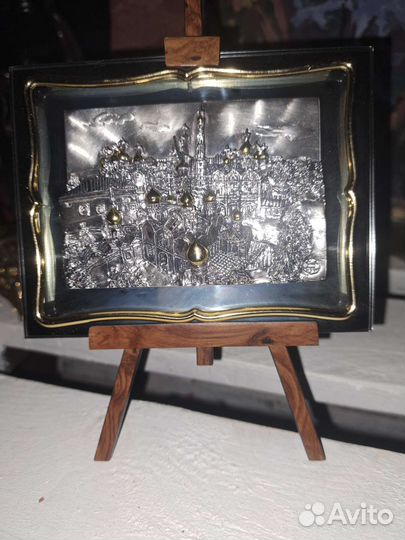 Панно на подставке