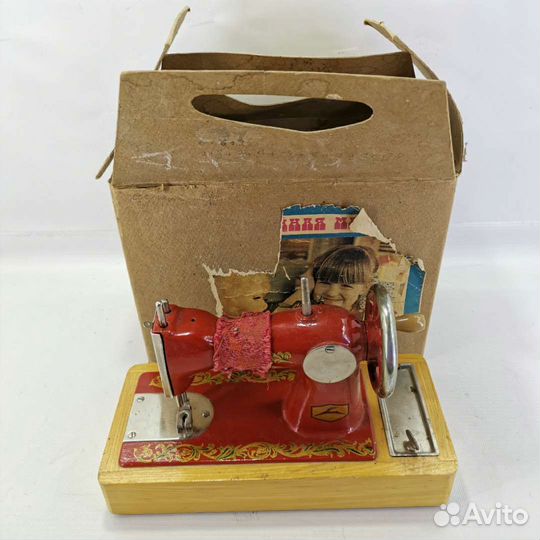 Швейная машинка детская в коробке