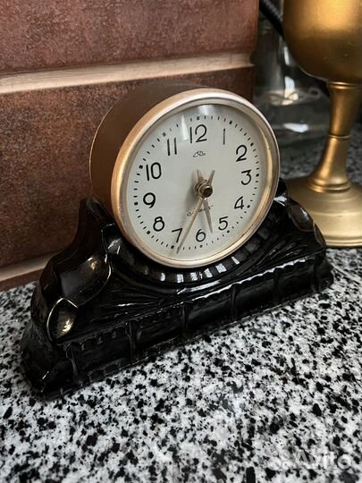 Часы настольные СССР Маяк