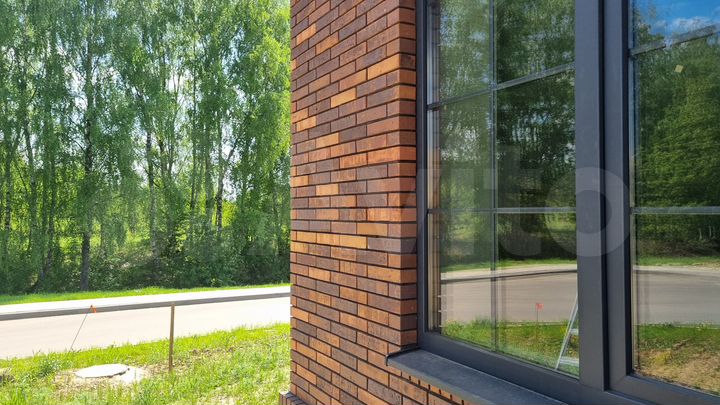 Дом 240 м² на участке 12 сот.