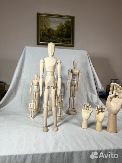 Манекен человека и руки из дерева