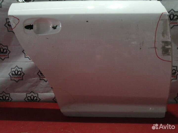 Дверь задняя правая Toyota Avensis Т 270