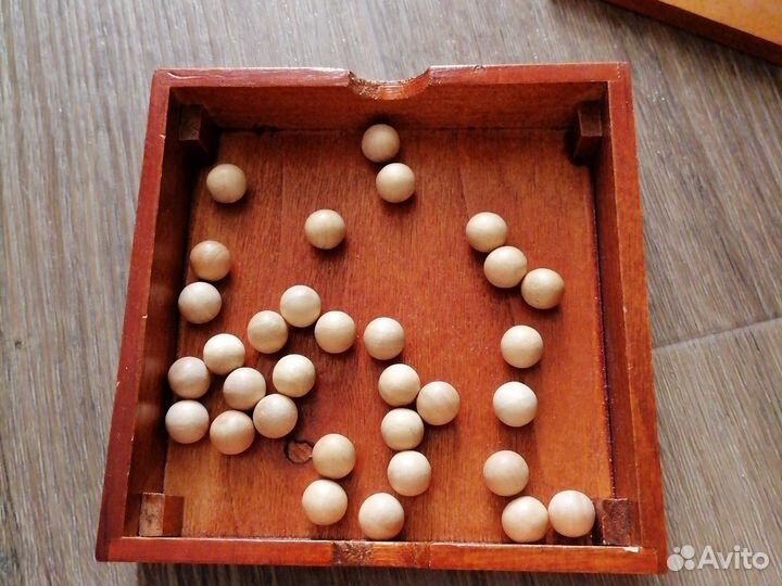 Настольная игра в солитёр