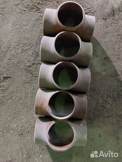 Тройник стальной равнопроходный 108х6-09Г2С