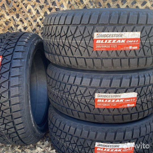 Bridgestone Blizzak DM-V2 285/50 R20 112T