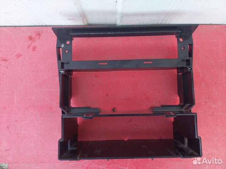 Рамка магнитолы Mercedes-Benz W202