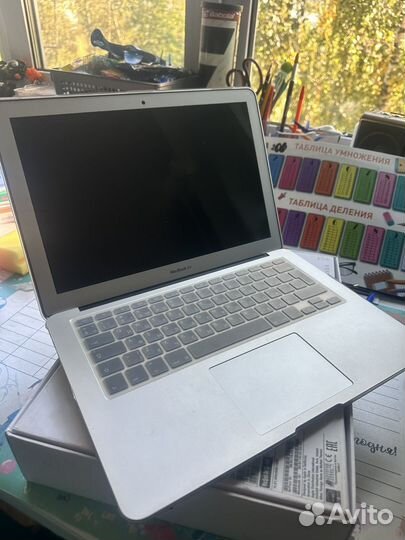 Apple macbook 13 2017