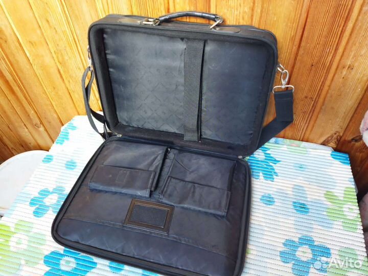 Портфель для ноутбука и документов