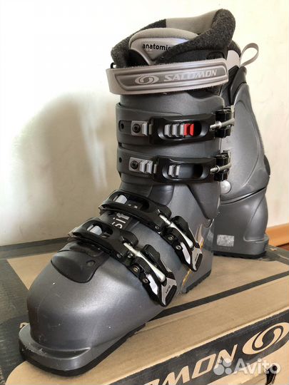 Горнолыжные ботинки женские Salomon 25.0