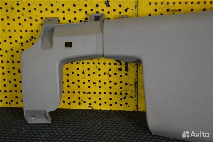 Накладка (кузов внутри) передняя левая Vw