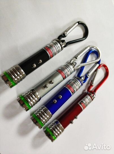 Лазер брелок с фонариком 1,2*7 см с карабином