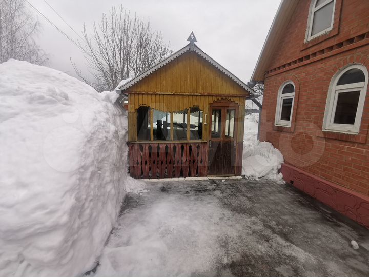 Дом 225,9 м² на участке 15 сот.