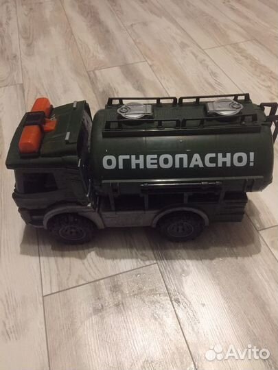 Игрушки,конструктор,машина