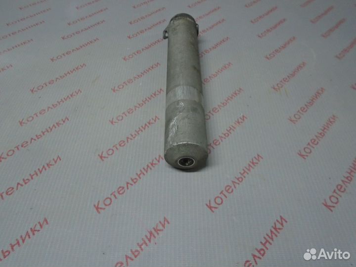 Nissan 92131-4M405 Осушитель кондиционера