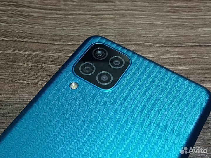 Samsung Galaxy A12, 4/64 ГБ