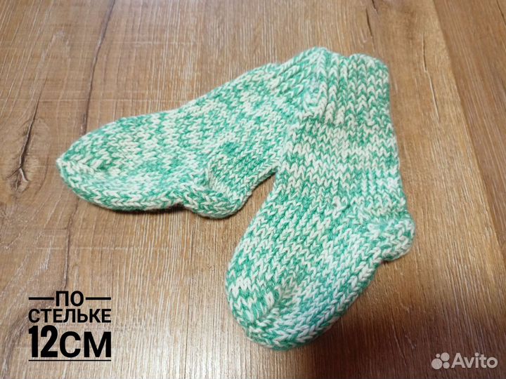 Носки, варежки вязаные(ручной работы)