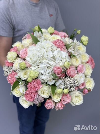 Милый сборный букет в Губкинском