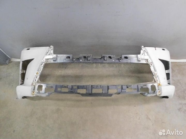 Бампер передний Lexus LX570