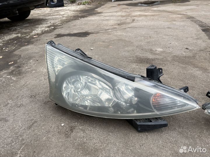 Фары ксенон Грандис оригинал