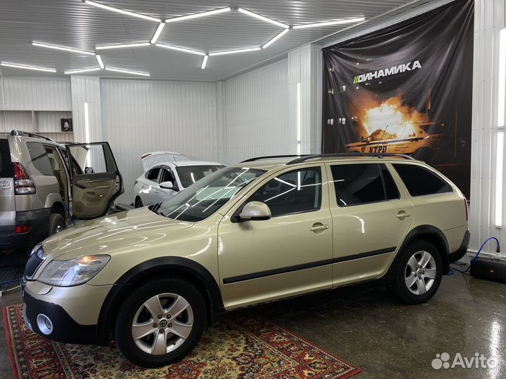 Skoda Octavia 2 AMT, 2010, 282 000 км