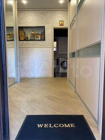 2-к. квартира, 40 м², 1/6 эт.