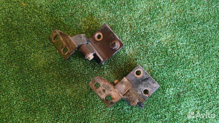 Петли передней правой двери Peugeot 406