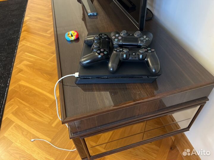 Sony playstation 4 1tb