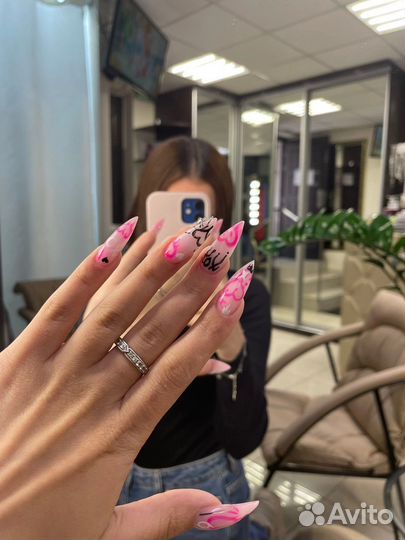 Наращивание ногтей/педикюр/маникюр