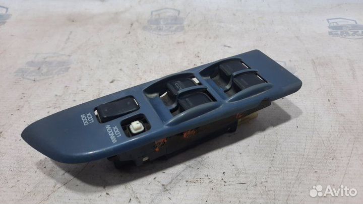 Блок управления стеклоподъемниками Toyota Vista