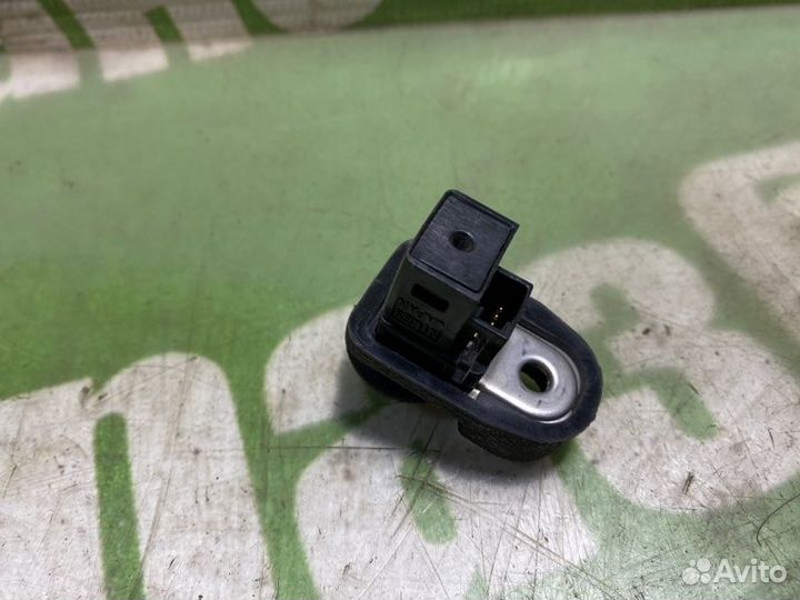 Концевик двери Nissan Skyline PV36 VQ35HR 2008