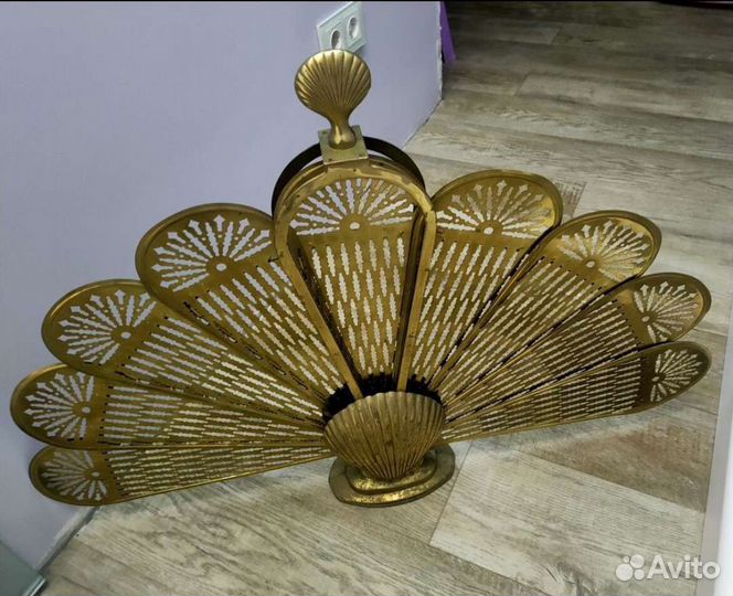 Экран для Камина.Павлин